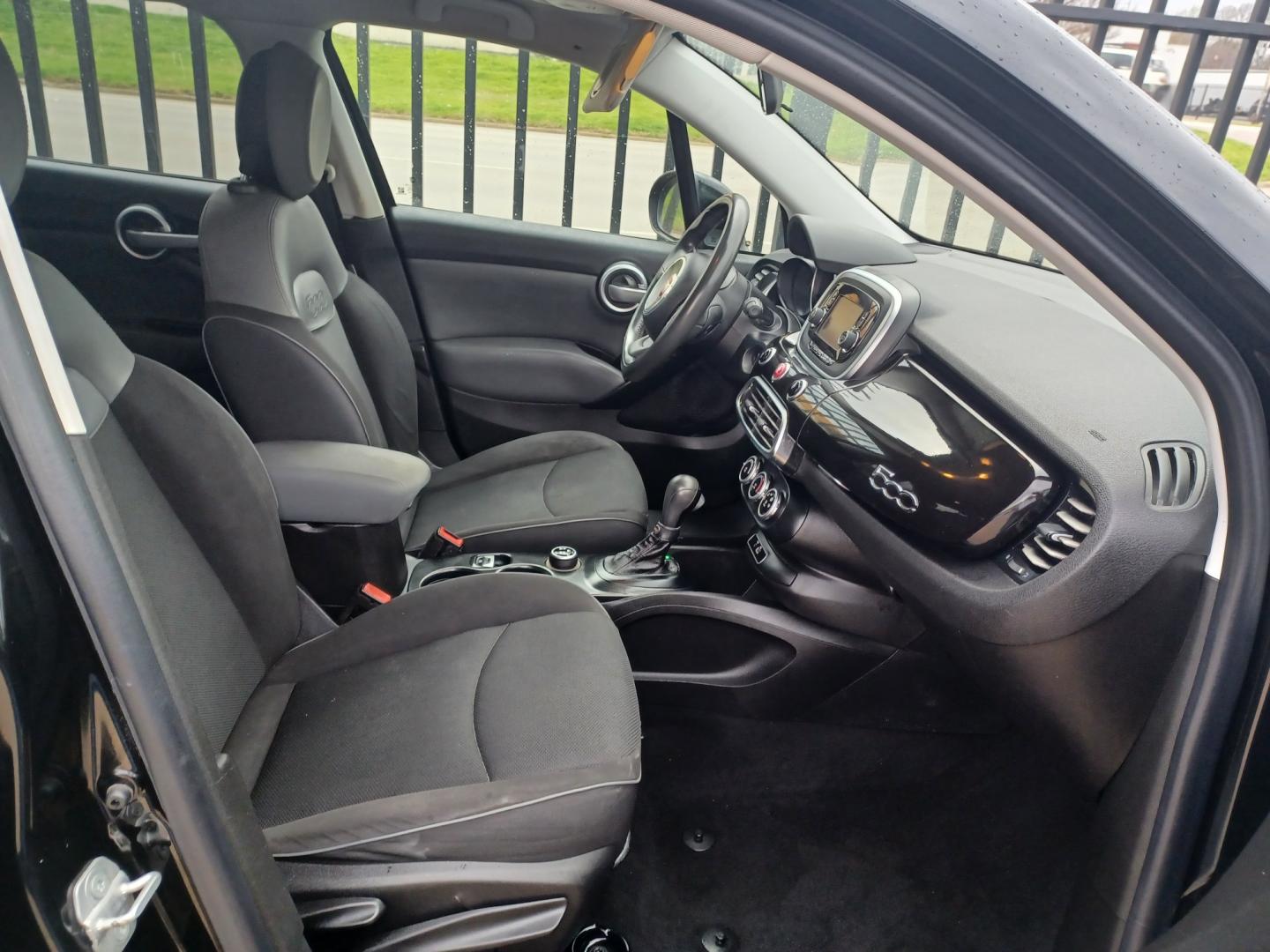 2016 BLACK /BLACK Fiat 500x Easy (ZFBCFXBT8GP) with an 2.4L L4 engine, 9-Speed Automatic transmission, located at 2001 E. Lancaster, Ft. Worth, 76103, (817) 336-7000, 32.746181, -97.301018 - Photo#17